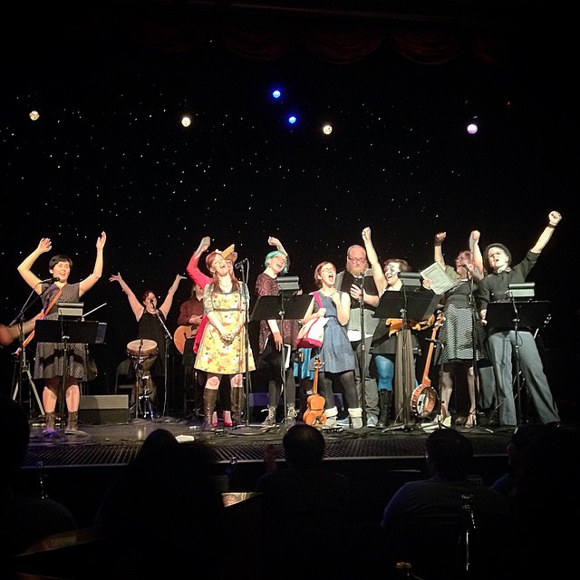 2014-11-19 - ThxVsXmas exuberant ending - Photo by Kristine 'GermanCityGirl' Hassell.jpg